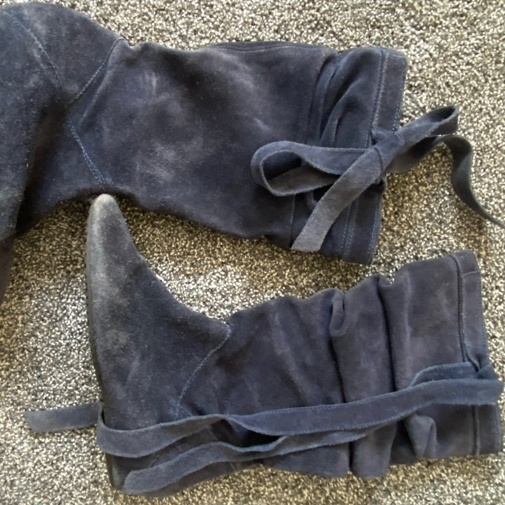 AREZZO suede flat boots